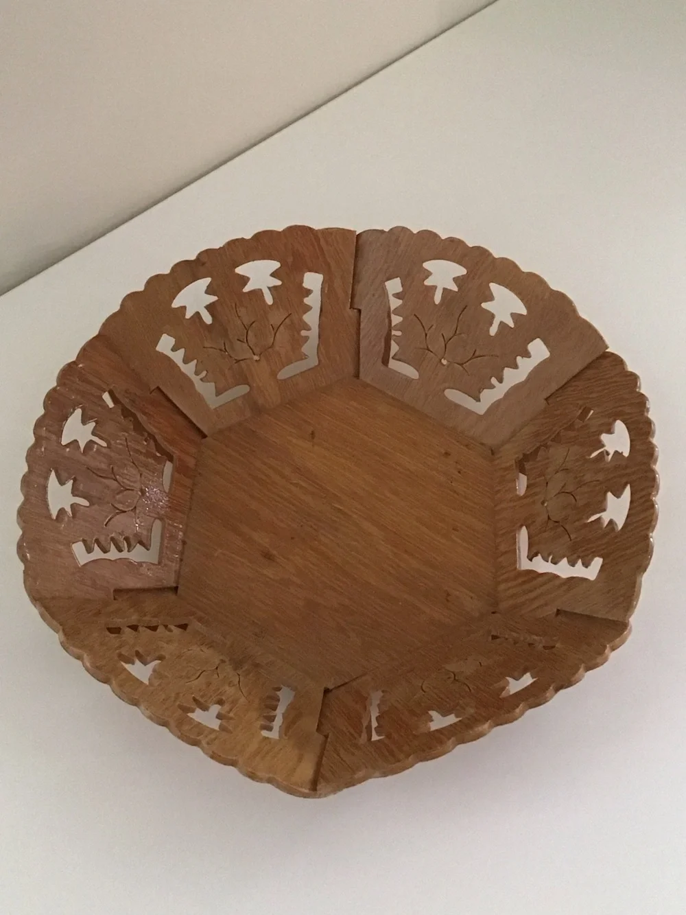 Beautiful Vintage Hand-Carved reticulated wooden bowl